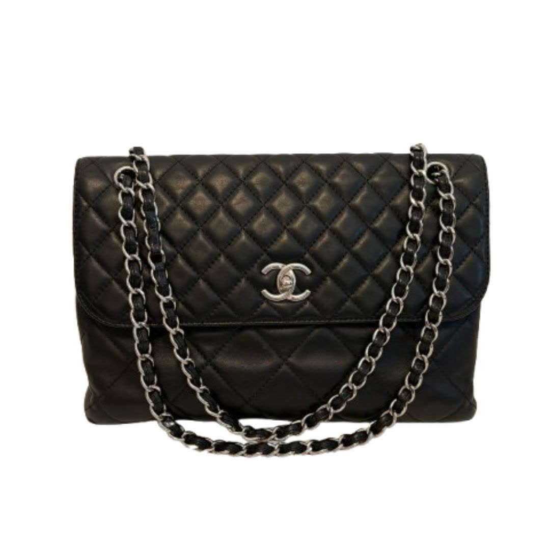 Chanel Chanel In The Business flap bag